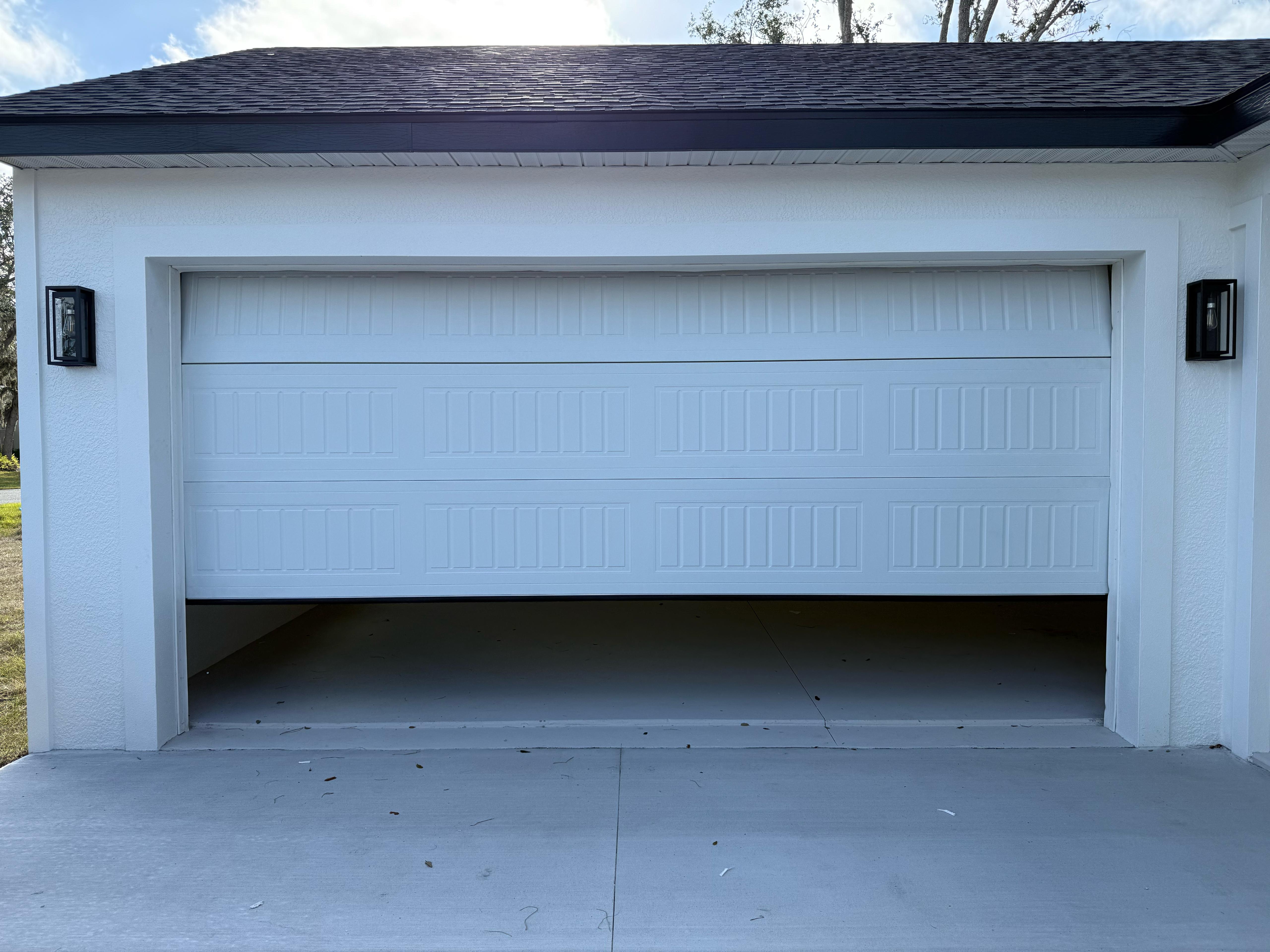 Hurricane-rated garage door Hollywood FL